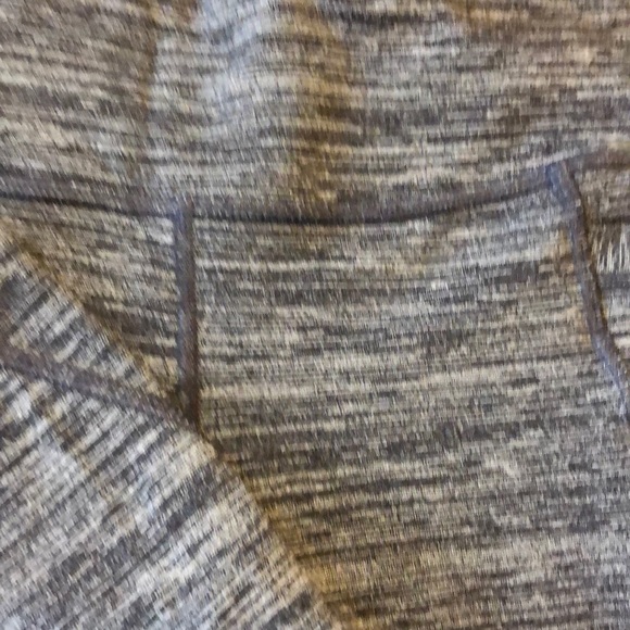 Grey high rise Athleta leggings - Picture 3 of 6